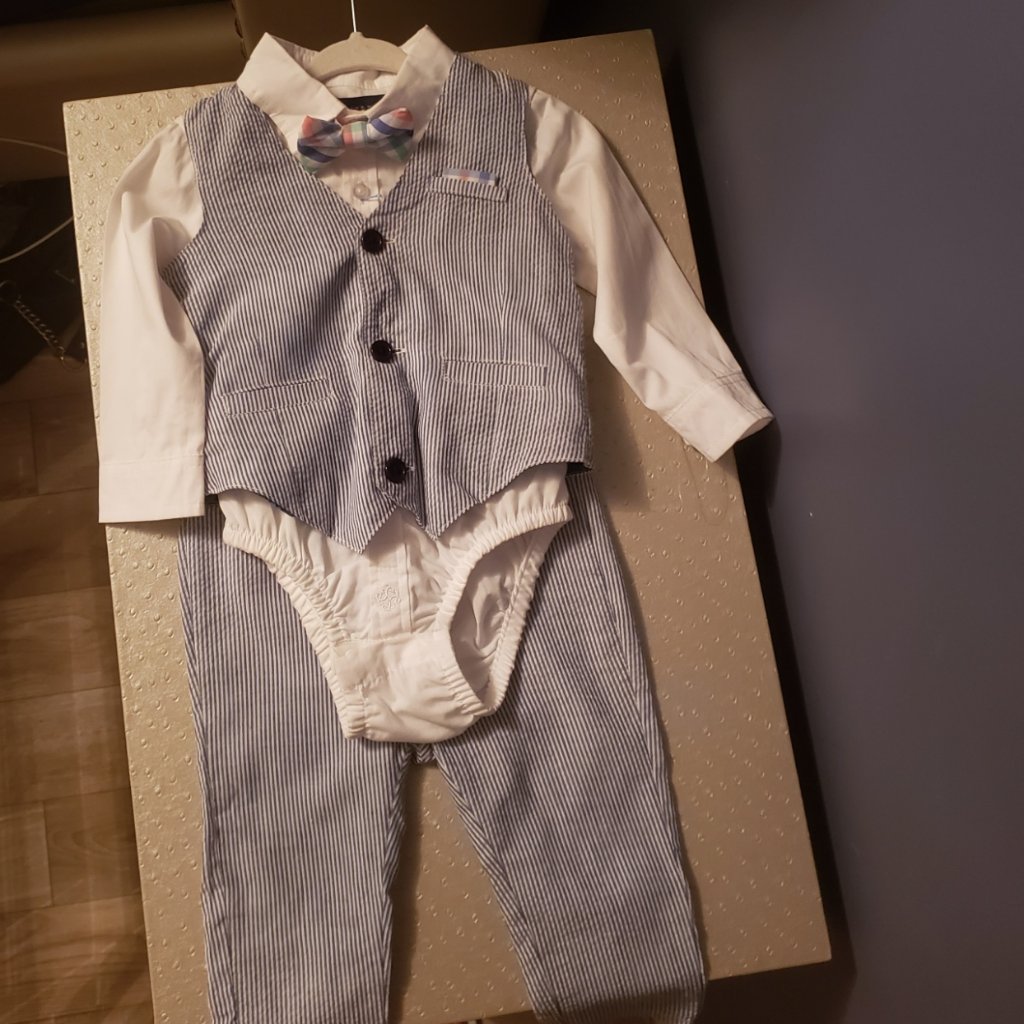 Andy & Evan Seersucker Bodysuit, Vest & Pant Set And Suspender Set 12-18 Months